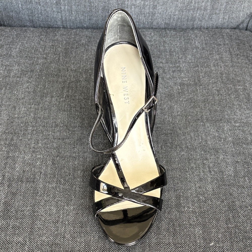Nine West Black Patent T-Strap Heels | Size 6.5 | Good Condition - Picture 11 of 15